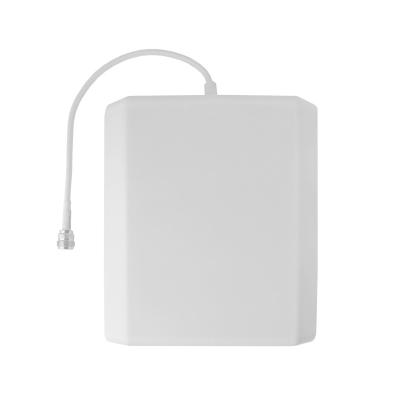 Антенна Vegatel ANT-700/2700-PO (тип А) панельная 10 дБ Антенна Vegatel ANT-700/2700-PO (тип А) панельная 10 дБ