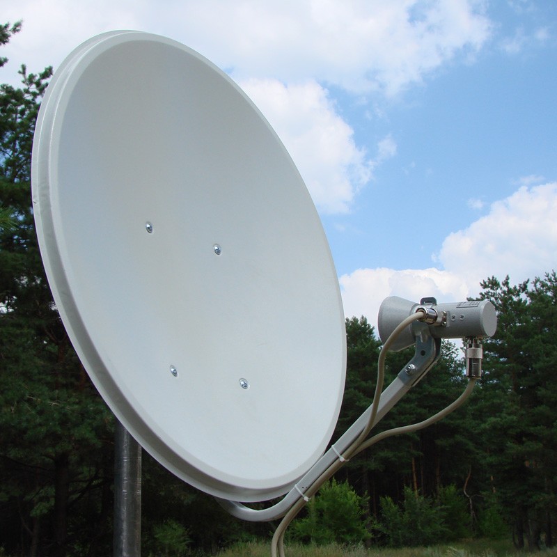 Детальное изображение товара "WiFi MIMO облучатель KIR-5800DP для спутниковой тарелки" из каталога оборудования Антенна76