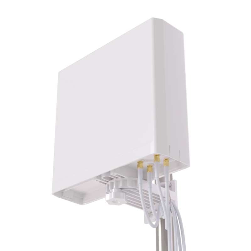 Детальное изображение товара "Антенна Vertell VT-COAX-15-SMA MIMO 4x4" из каталога оборудования Антенна76