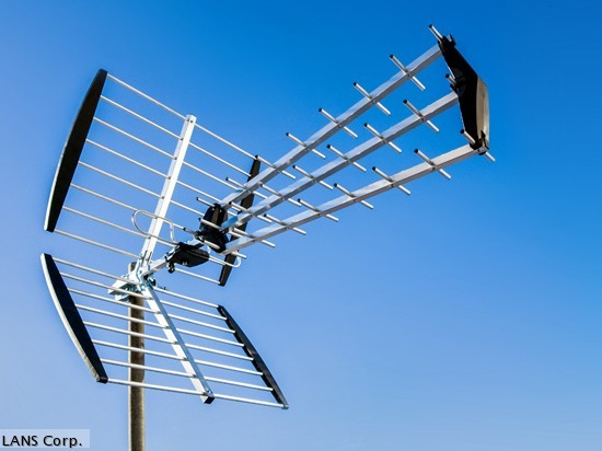 Детальное изображение товара "ТВ антенна LANS UL-15 DX пассивная 15 Дб" из каталога оборудования Антенна76