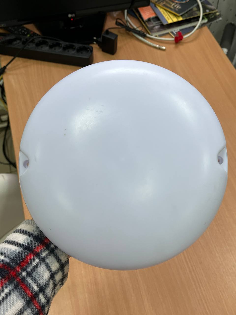 Детальное изображение товара "Антенна комнатная Vegatel ANT-700/2700-FI (6 dB) УЦЕНКА" из каталога оборудования Антенна76