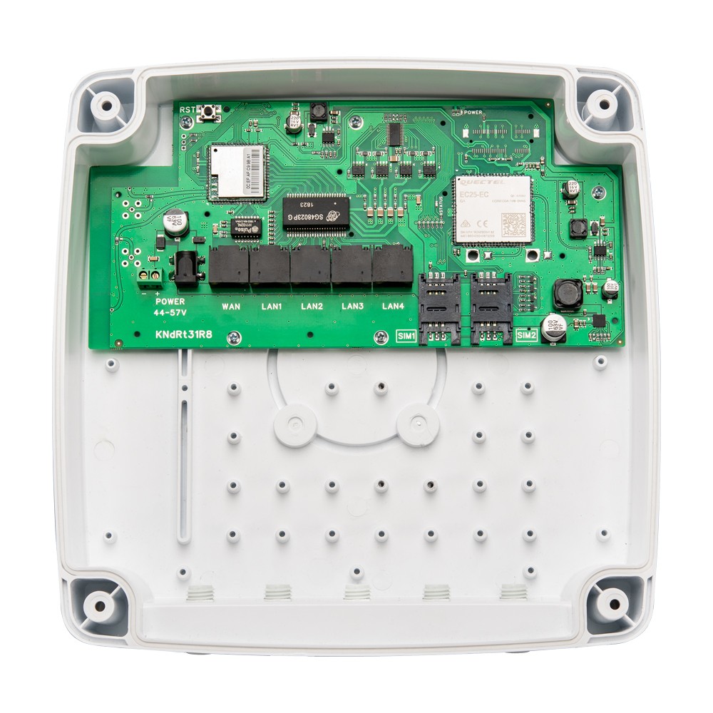Детальное изображение товара "3G/4G роутер Kroks Rt-Ubx PoE DS mQ-EC 4-48 для систем видеонаблюдения" из каталога оборудования Антенна76