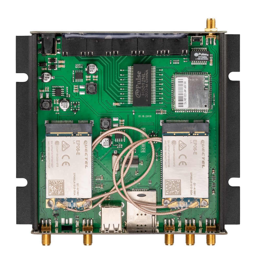 Детальное изображение товара "Роутер Kroks Rt-Cse DM eQ-EP 2U с двумя 4G модемами Quectel  LTE cat.6" из каталога оборудования Антенна76